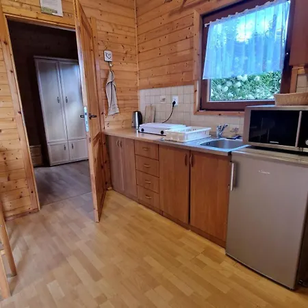 Domki Letniskowe Lawenda Русіново Номер фото